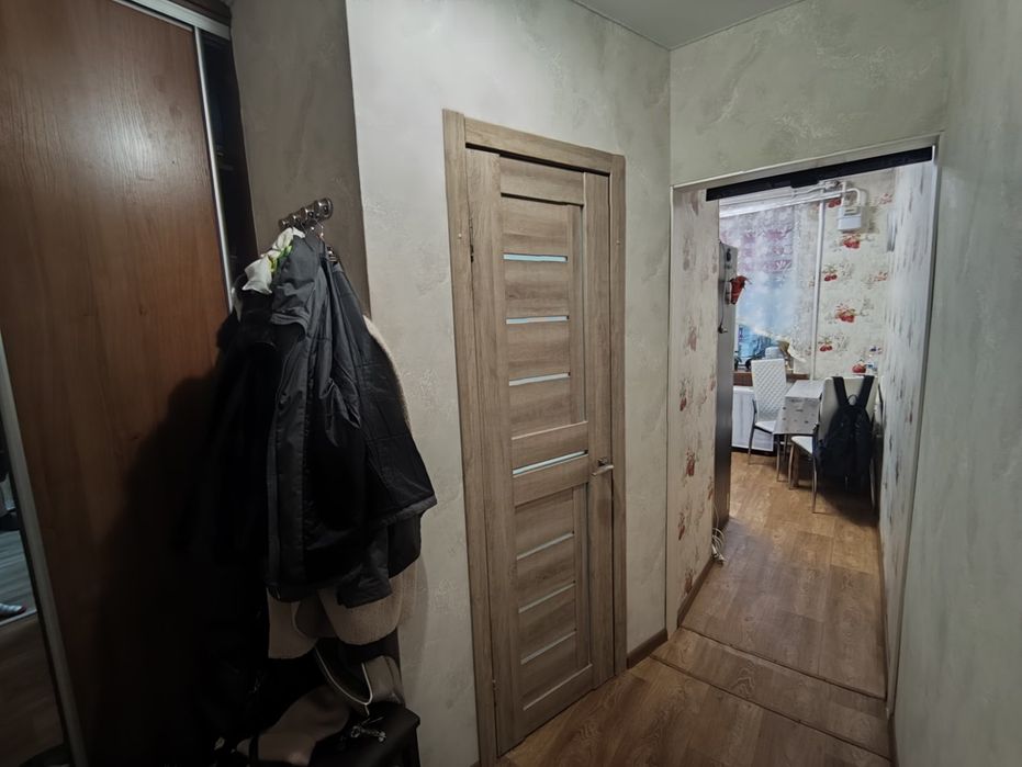 Продам 1 кімнатну квартиру в центрі міста