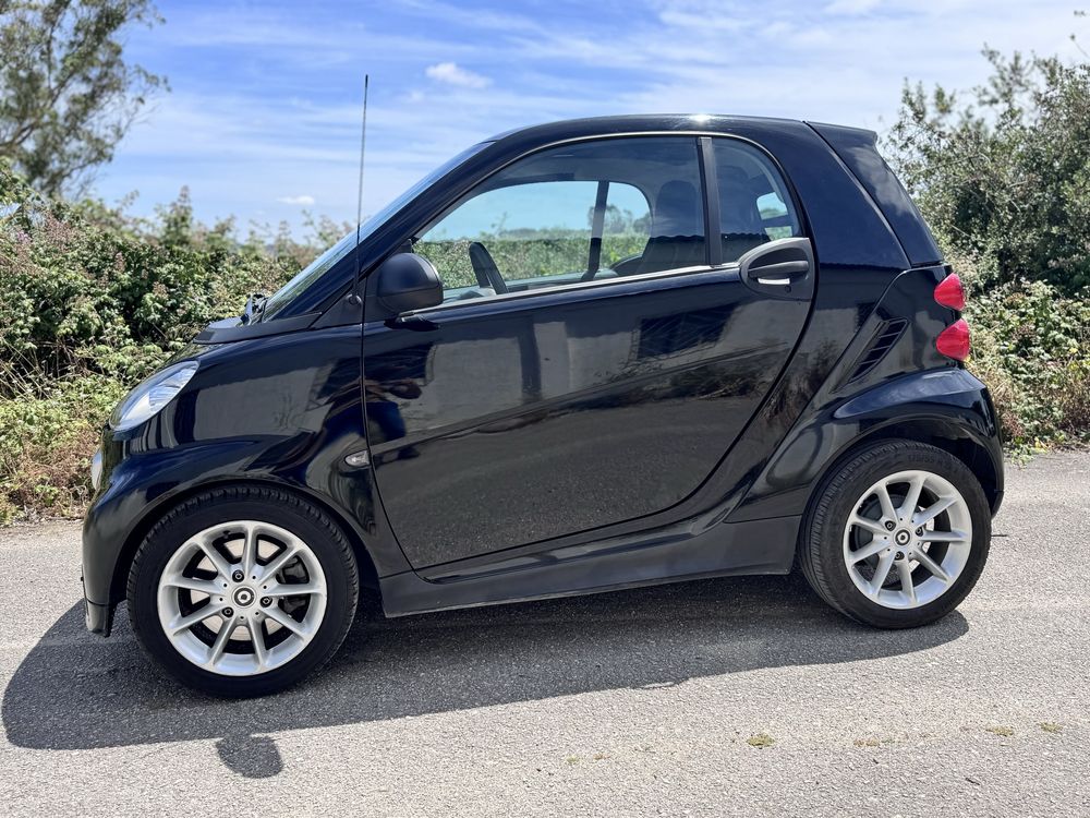 SMART FORTWO 0.9 PASSION 2013 automatico 18 meses garantia
