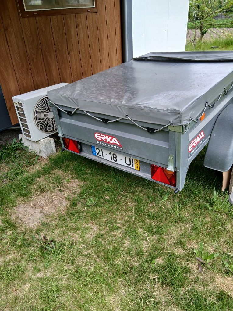 Vendo Fiat punto com atrelado mais bola de reboque