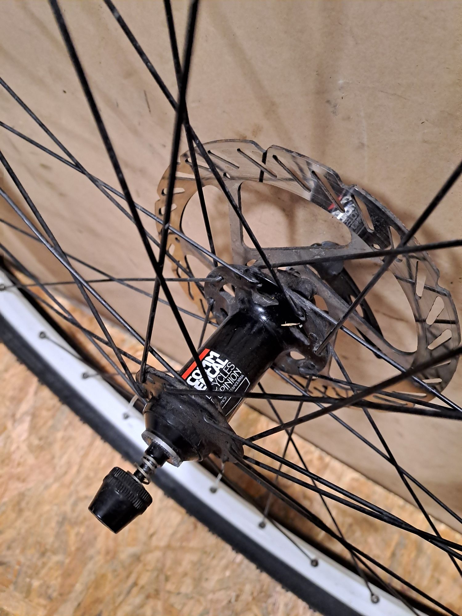 Koła SunRingle Equalizer 21 Shimano Deore XT Commencal  mavic