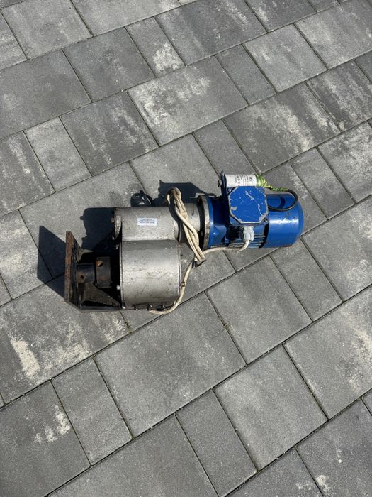 Motoreduktor podajnik do pieca na ekogroszek reduktor silnik