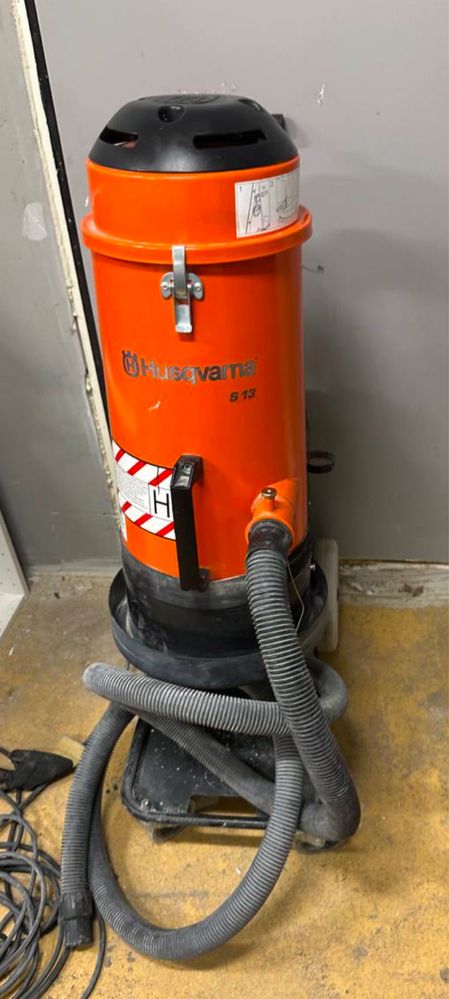 Husqvarna  Pullman Ermator S13   Super stan
