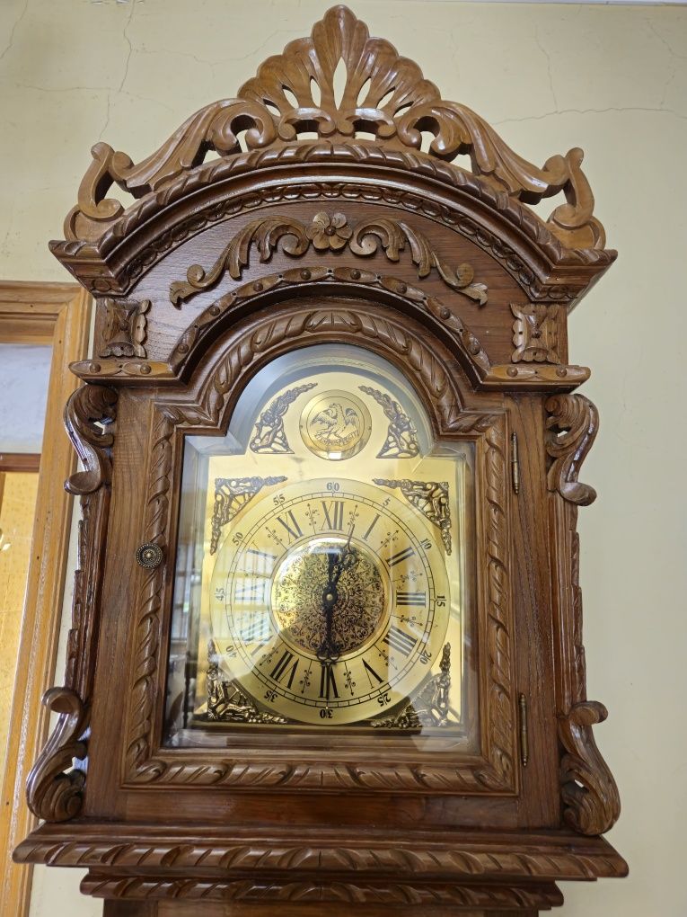 Relógio de coluna Tempus Fugit
