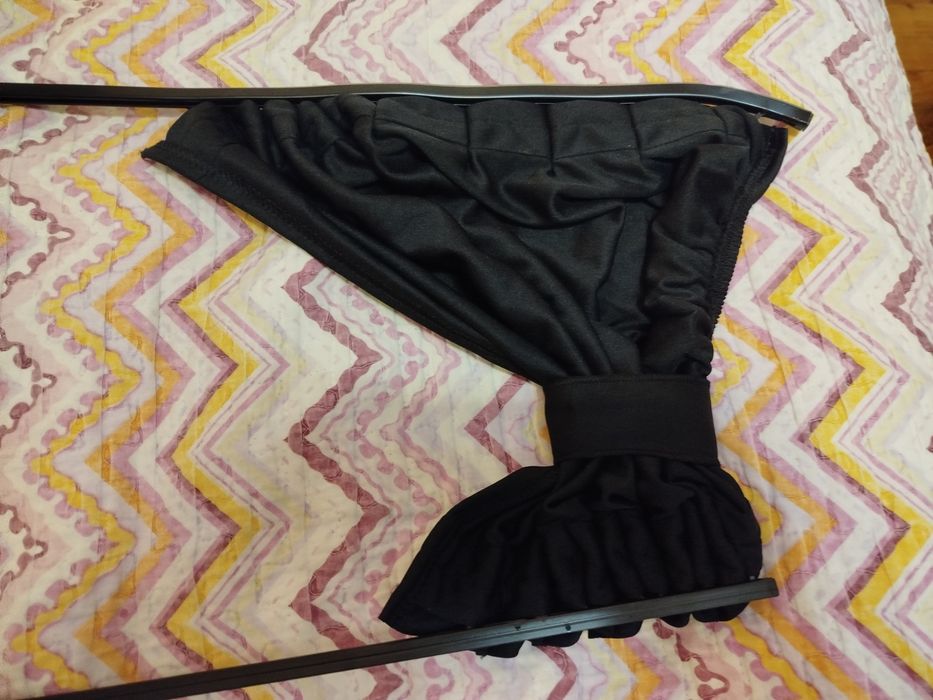 Автомобільні сонцезахисні шторки для задніх сидінь