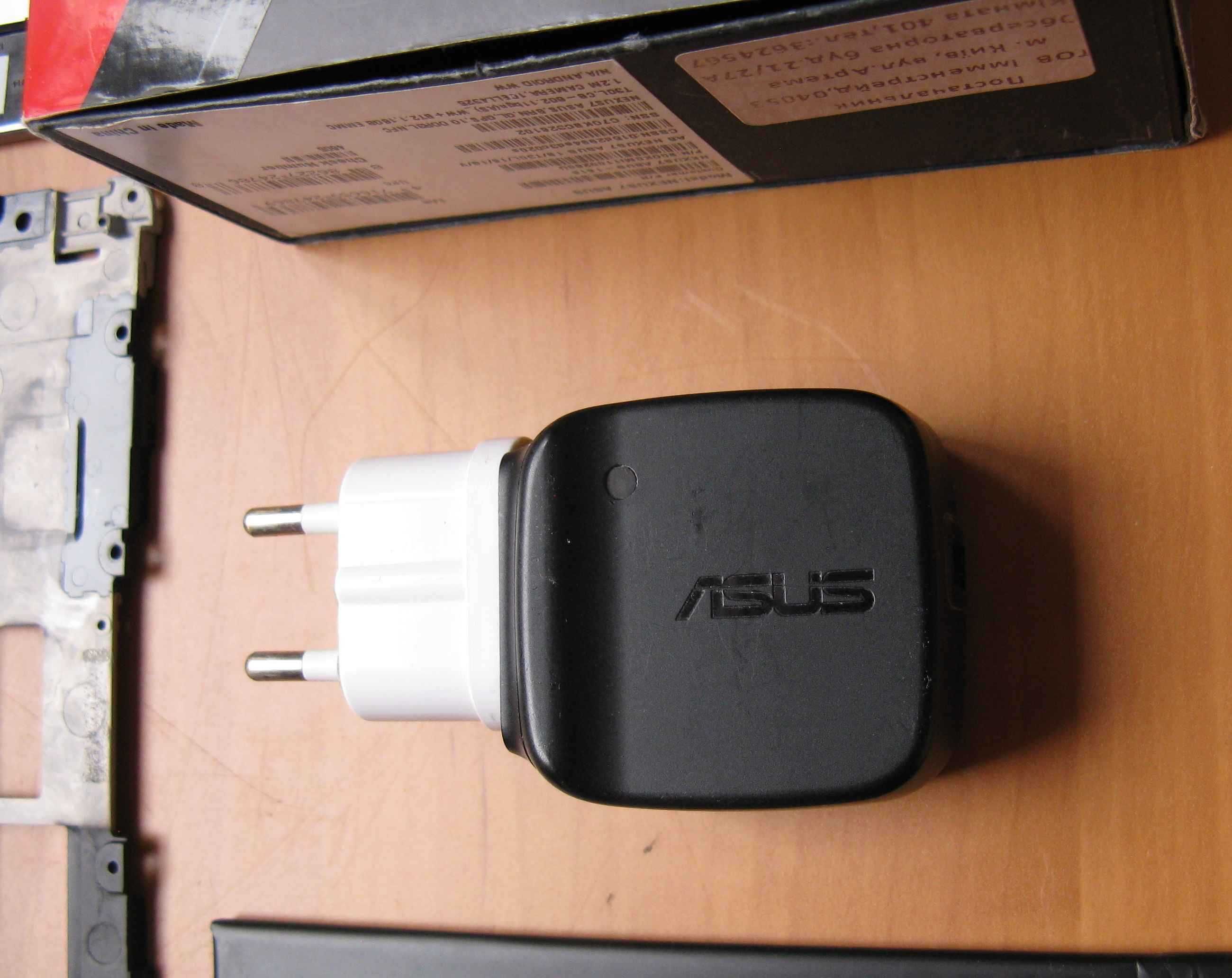 Зарядное БП Adapter Asus Nexus 7 (5V 2A) оригинал