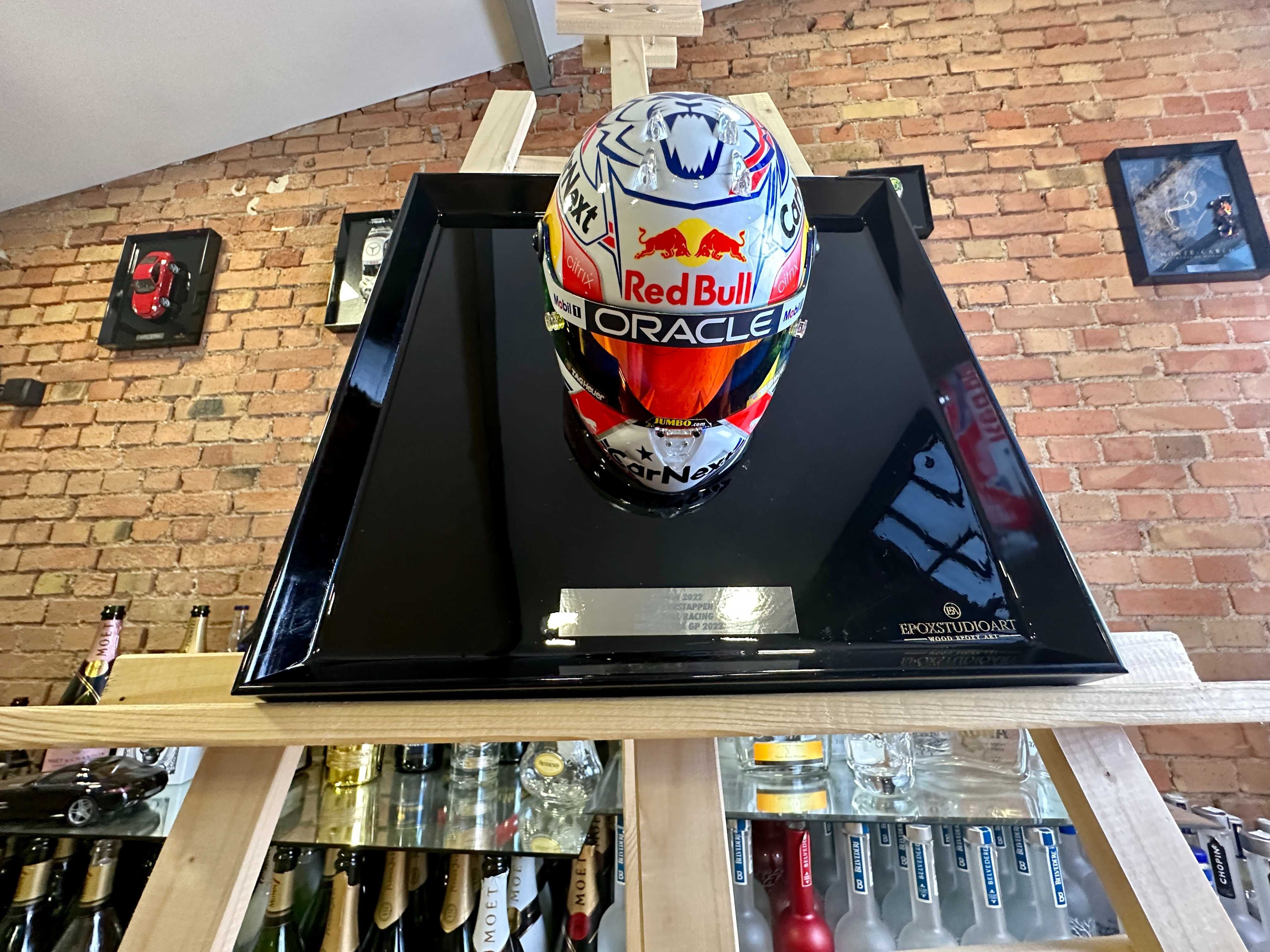 Kask MAX Verstappen 1:4 F1 formuła 1 Red Bull Redbull  prezent