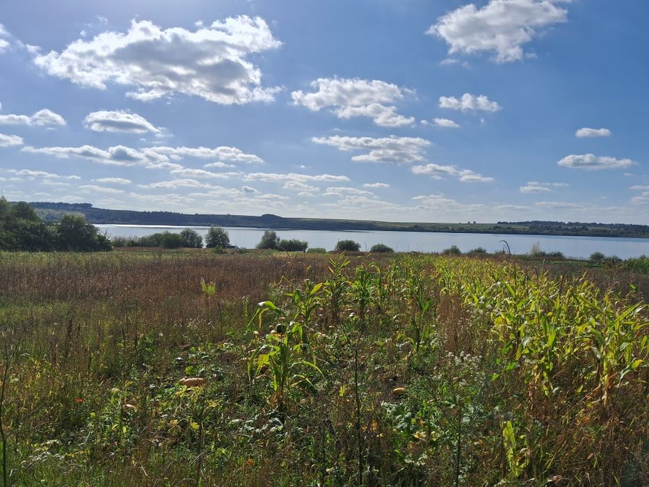 Продам земельну ділянку 8сот під будівництво житлового будинку