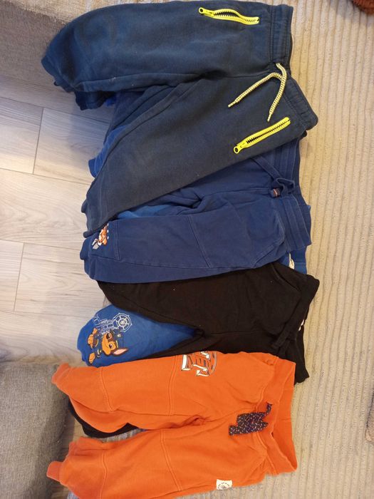 Spodnie dresowe dla chłopaka 92 - 104