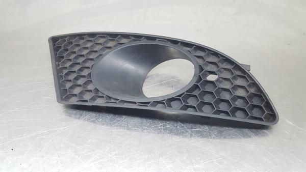 Grelha frente SEAT Leon (1P1)