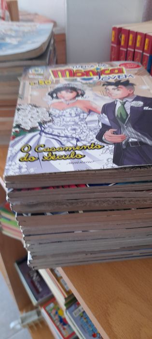 Venda livros B desenha Mónica jovem e outros,
