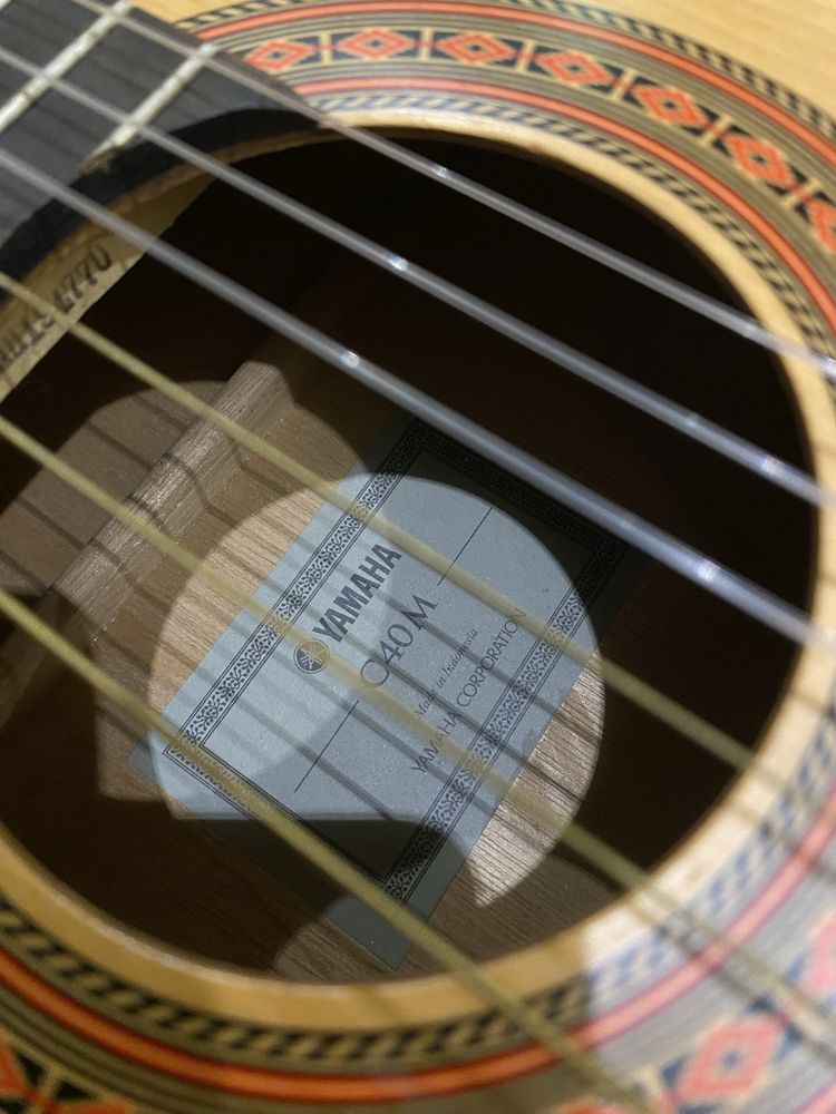 Гітара yamaha c40m