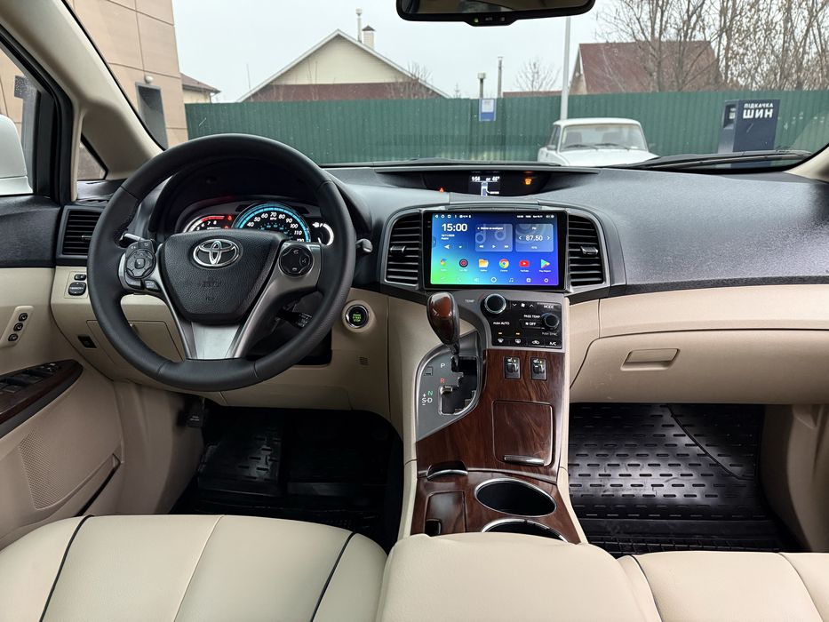 Продам свой любимый автомобиль Toyota Venza