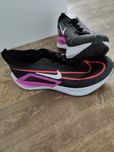 Nike zoom fly 4 roz. 43. Buty do biegania startówki.