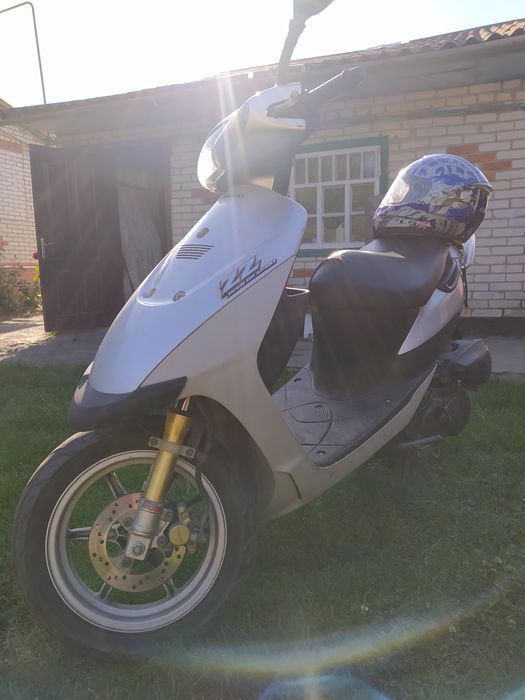 Продам скутер SUZUKI ZZ inch up sport