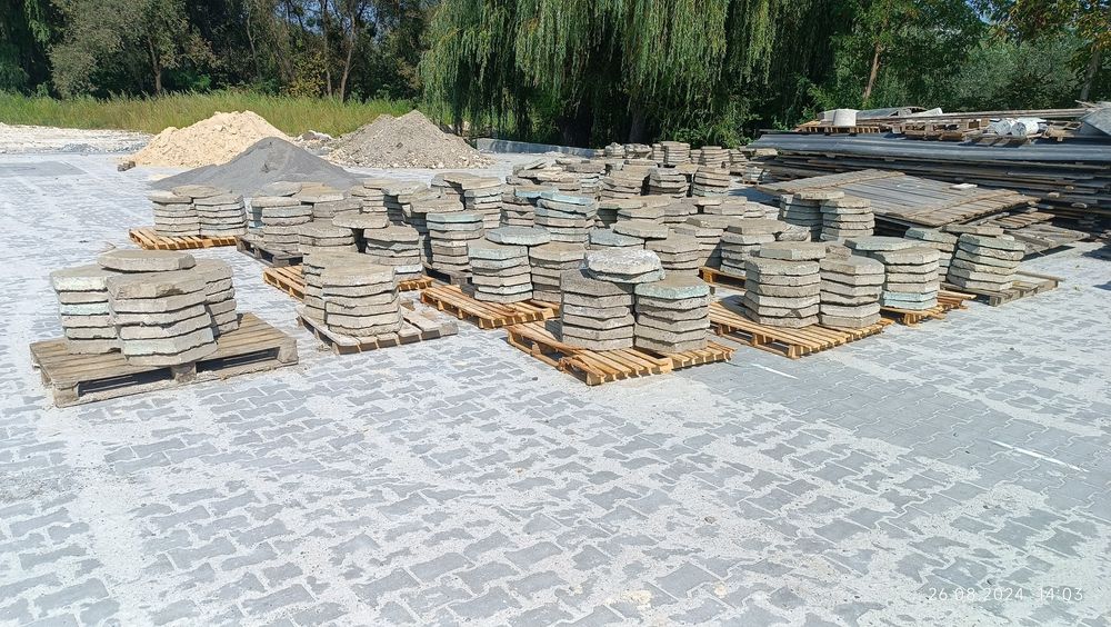 Плитка тротуарна  бруківка