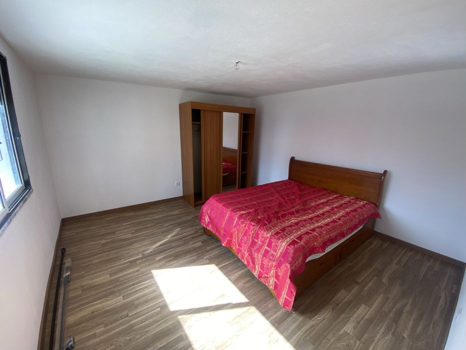 Moradia com 2 quartos e uma sala t2