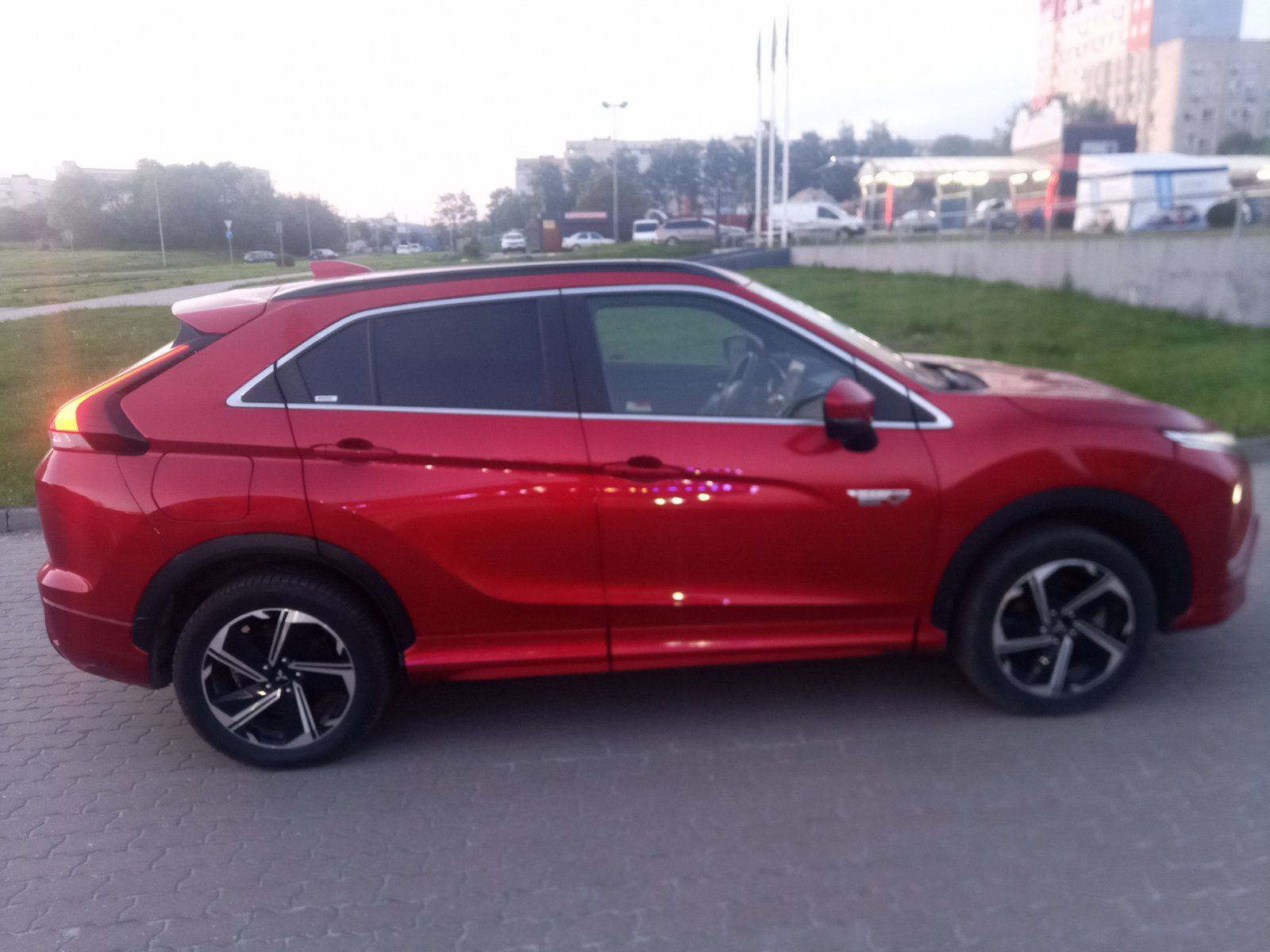 Mitsubishi eclipse cross phev