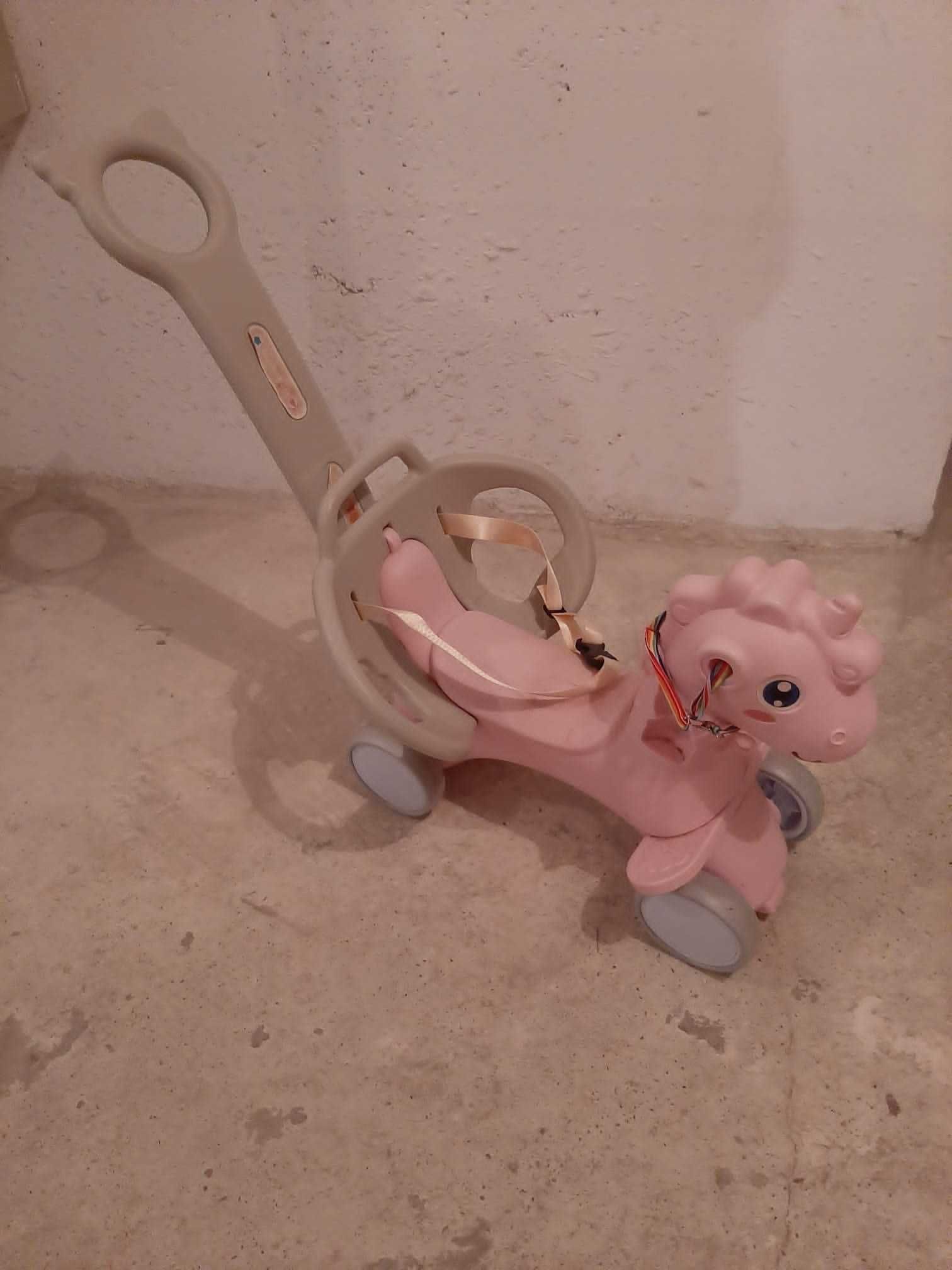 wózek - KONIK dla małej dziewczynki