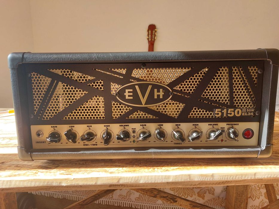 Amplificador EVH 5150 III EL34 50W como novo