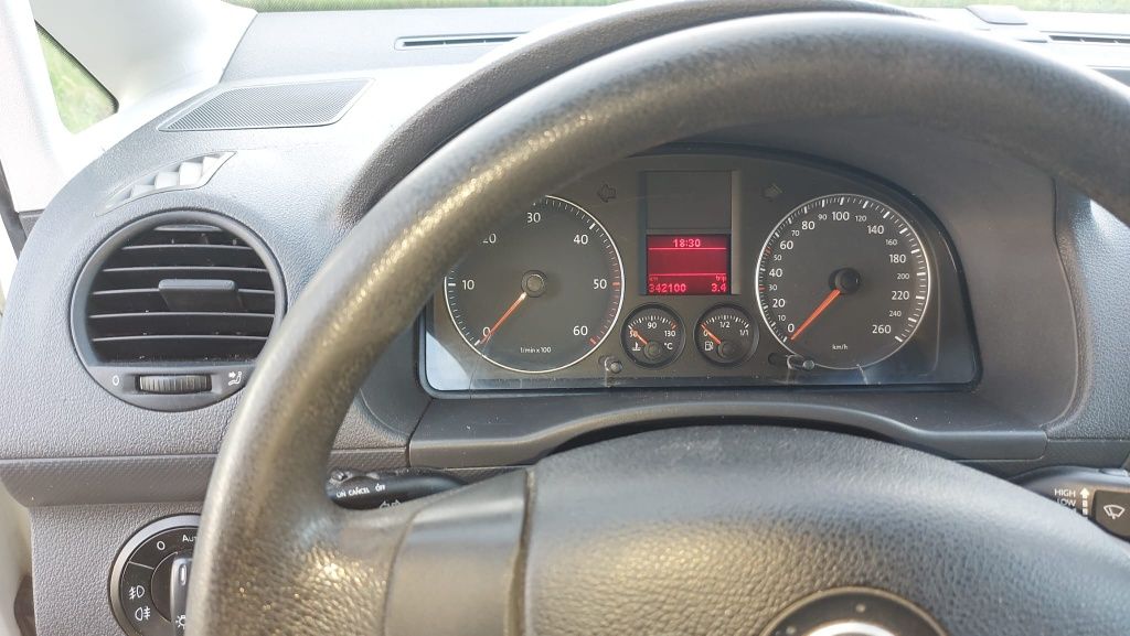 Vw caddy maxi 1.9 tdi 2009 rok