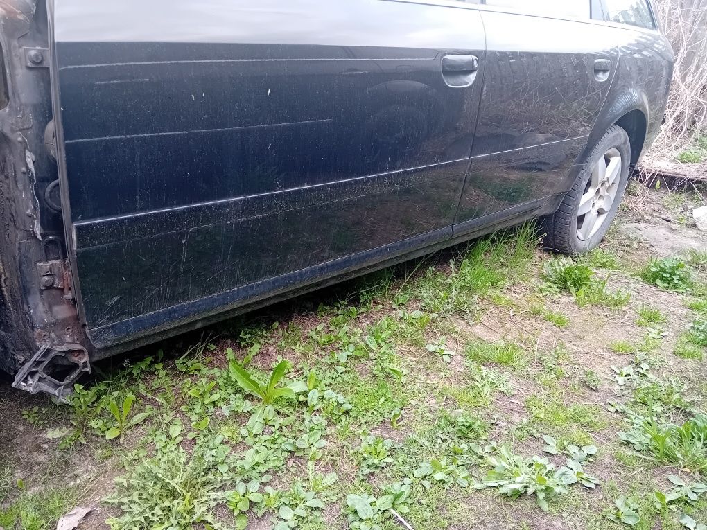 Audi A6 C5 listwy listwa lewa prawa przód tył dolna