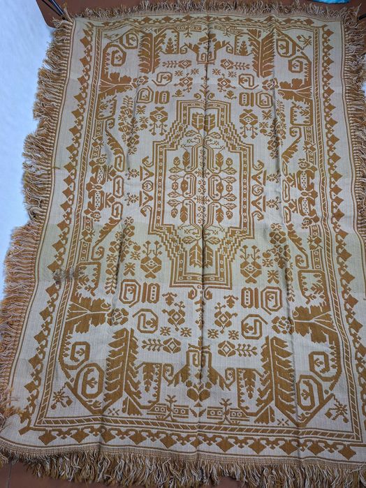 stary wełniany kilim narzuta