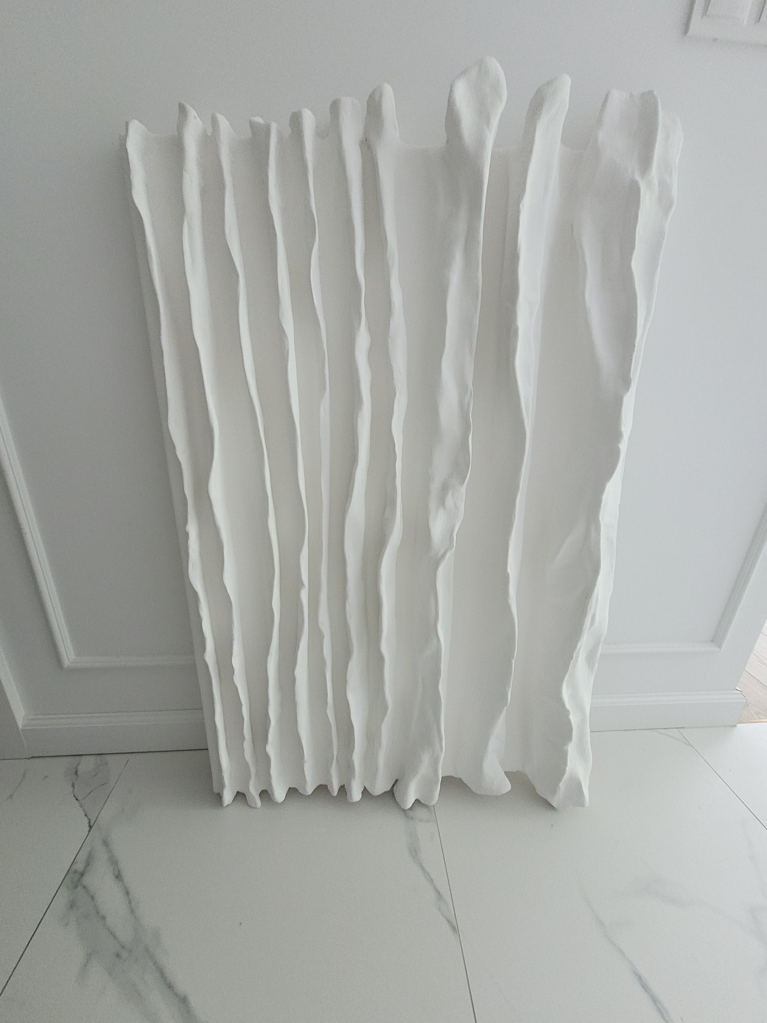 Rzeźba ścienna 70x110cm - 3D płaskorzeźba