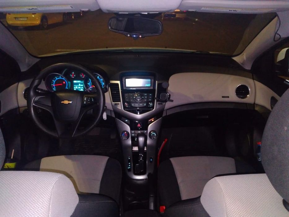Chevrolet Cruze 2015p автомат