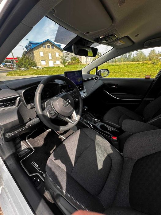 Auto na wynajem Toyota PRIUS Corolla  FABIA na BLIQ Bolt, Uber, taxi