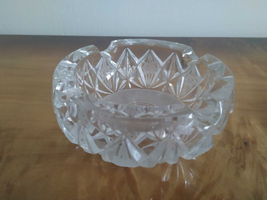 Popielniczka kryształowa z logo PZU