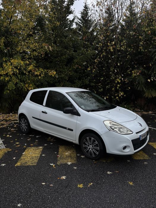Renault Clio 1.5 dCi 75cv – 2011 – 325.000 km
