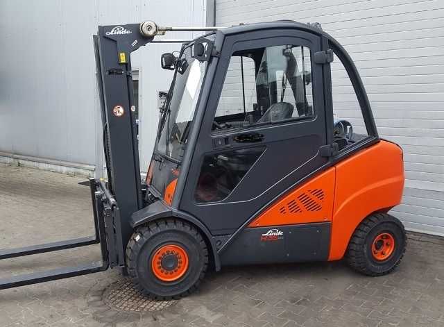 Forklift taxi wynajem wózków widłowych z operatorem