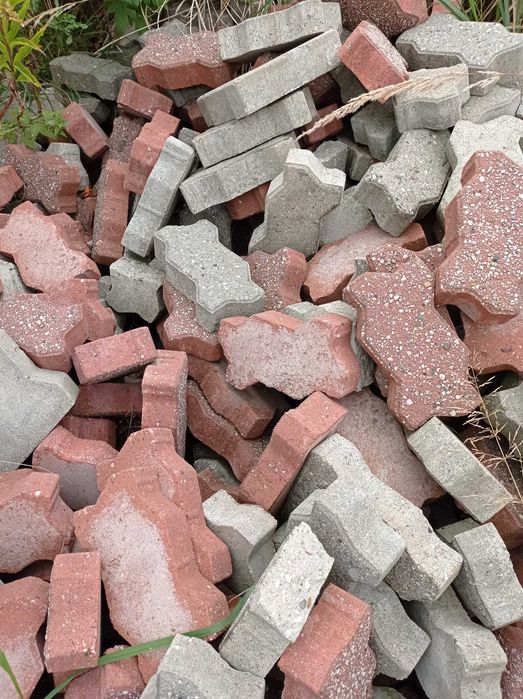 Kostka brukowa używana