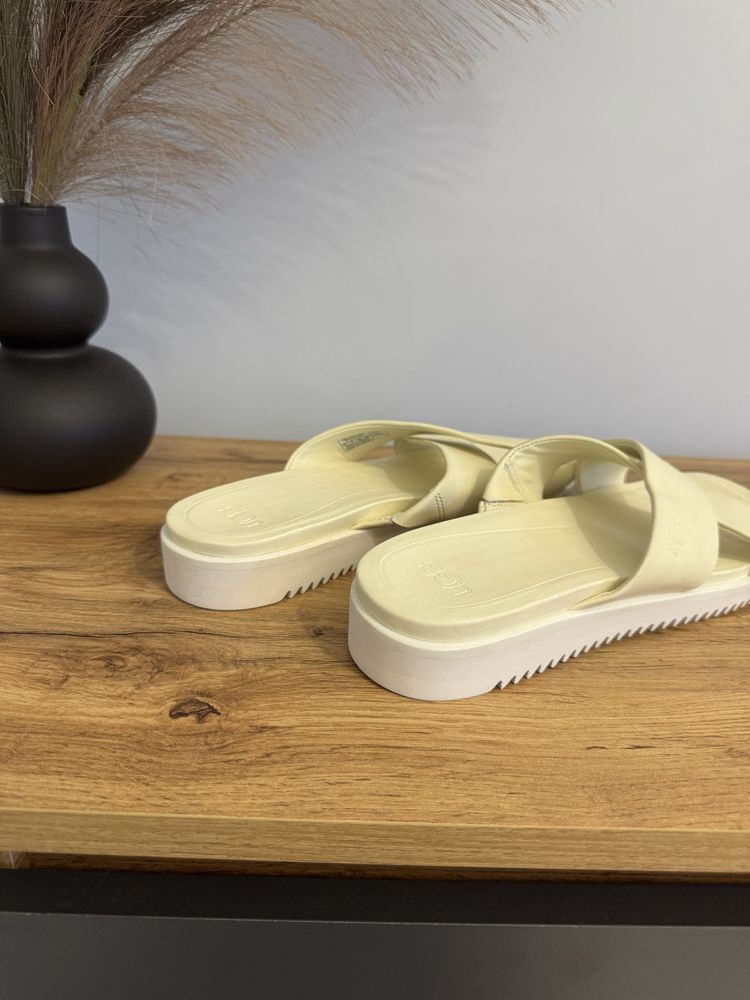 Шльопанці Ugg 38 | 24.5 | оригінал | нові