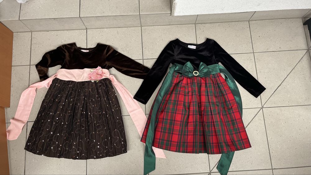 Ubrania dla dziewczynki: sukienki