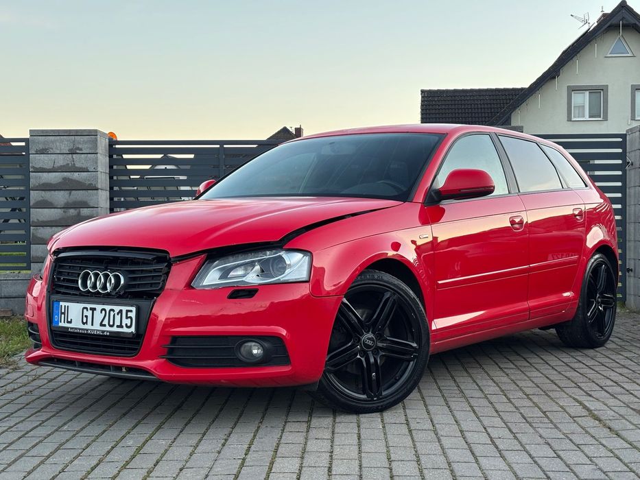 Audi A1 A3 8p LIFT 1.8TFSI 160KM S-line bogate wyposażenie Import z Niemiec
