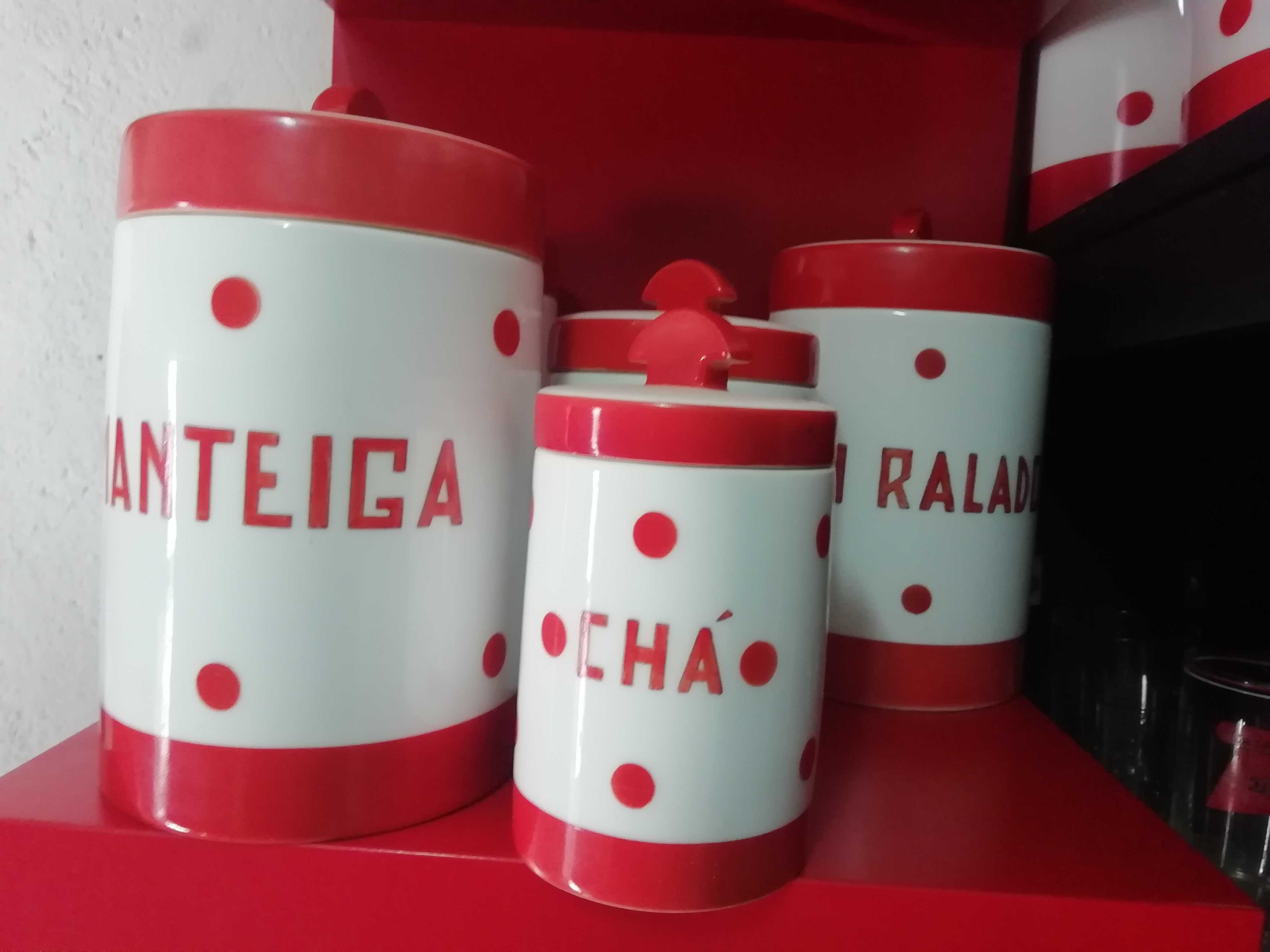 Vista Alegre - Porcelanas antigas de cozinha - 18 peças