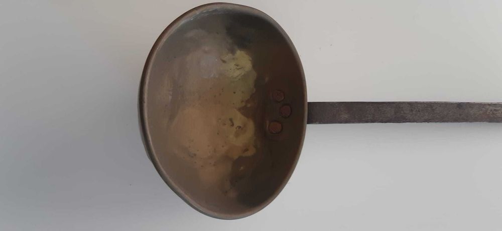 Concha Antiga de Latão