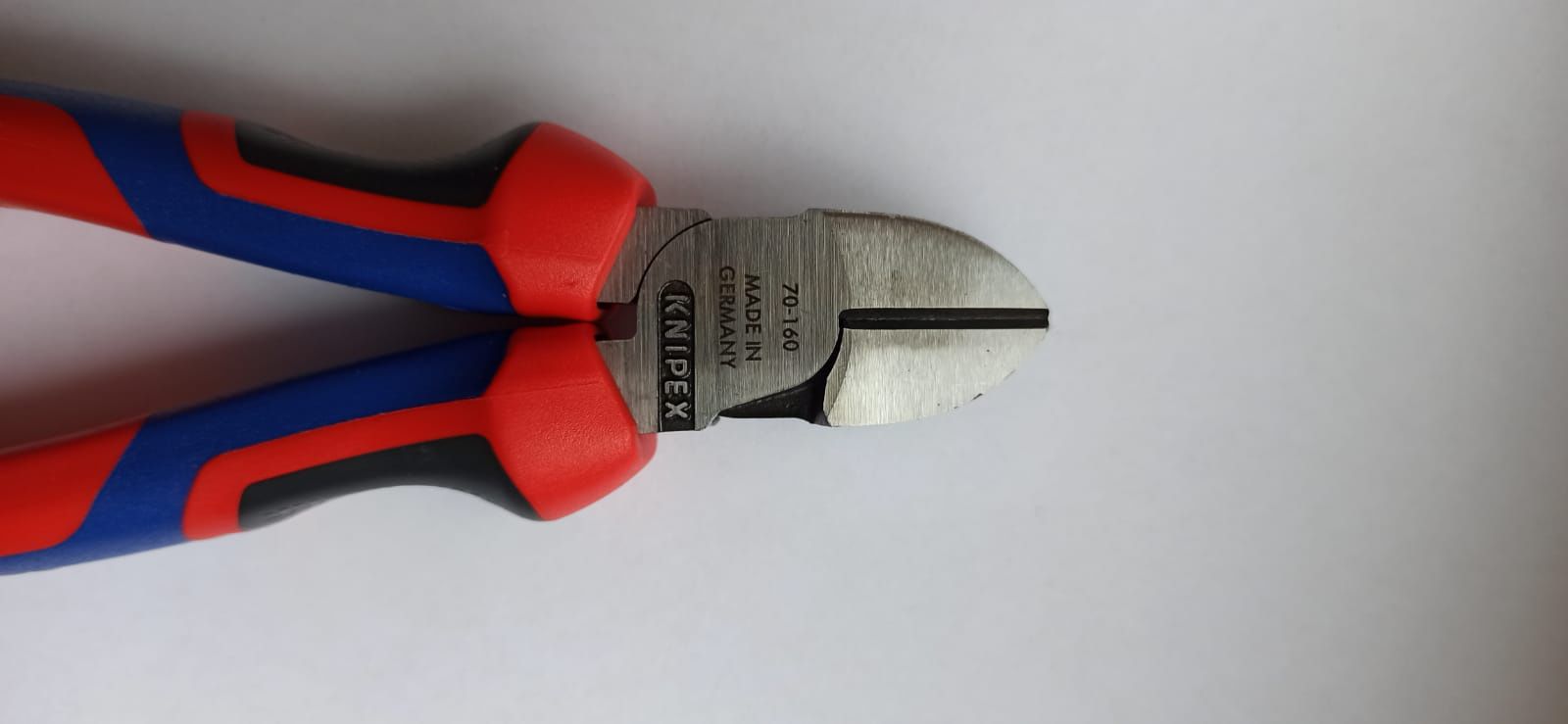 Szczypce boczne do cięcia KNIPEX.