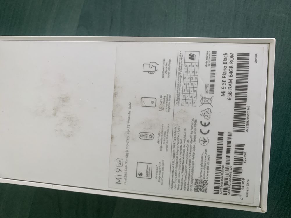 Телефон Xiaomi Mi9se під ремонт