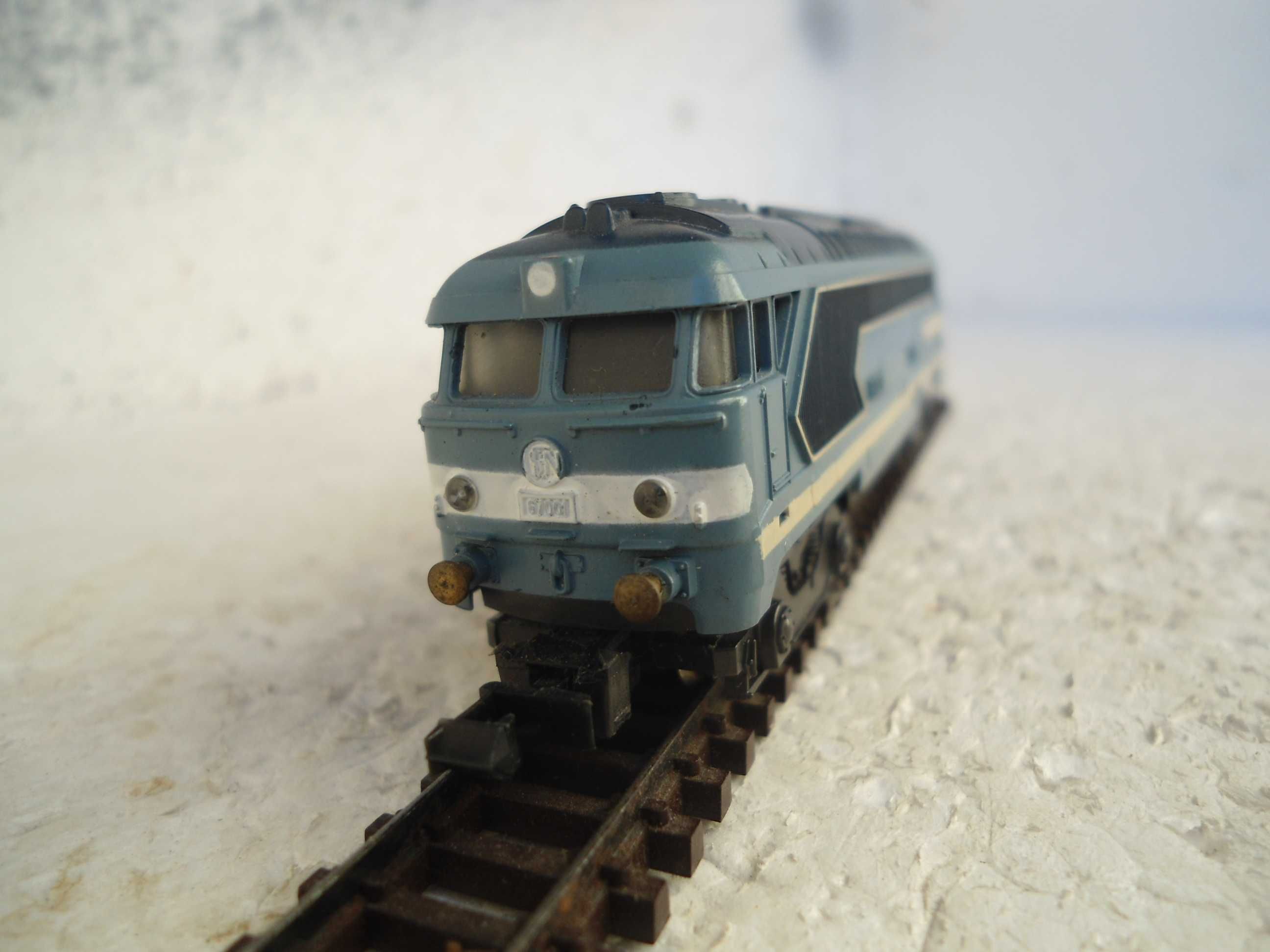 1:160 LIMA Locomotiva diesel SNCF 67001 Impecavel