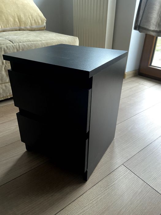 czarna szafka nocna Ikea jak nowa