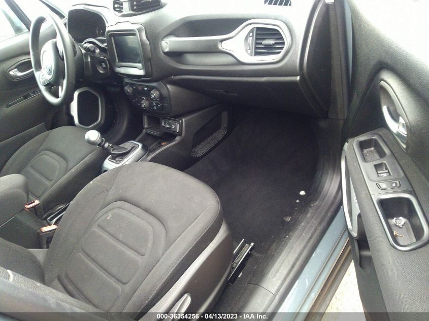 Розборка шрот запчастини на болтики Jeep Renegade 2014-2022