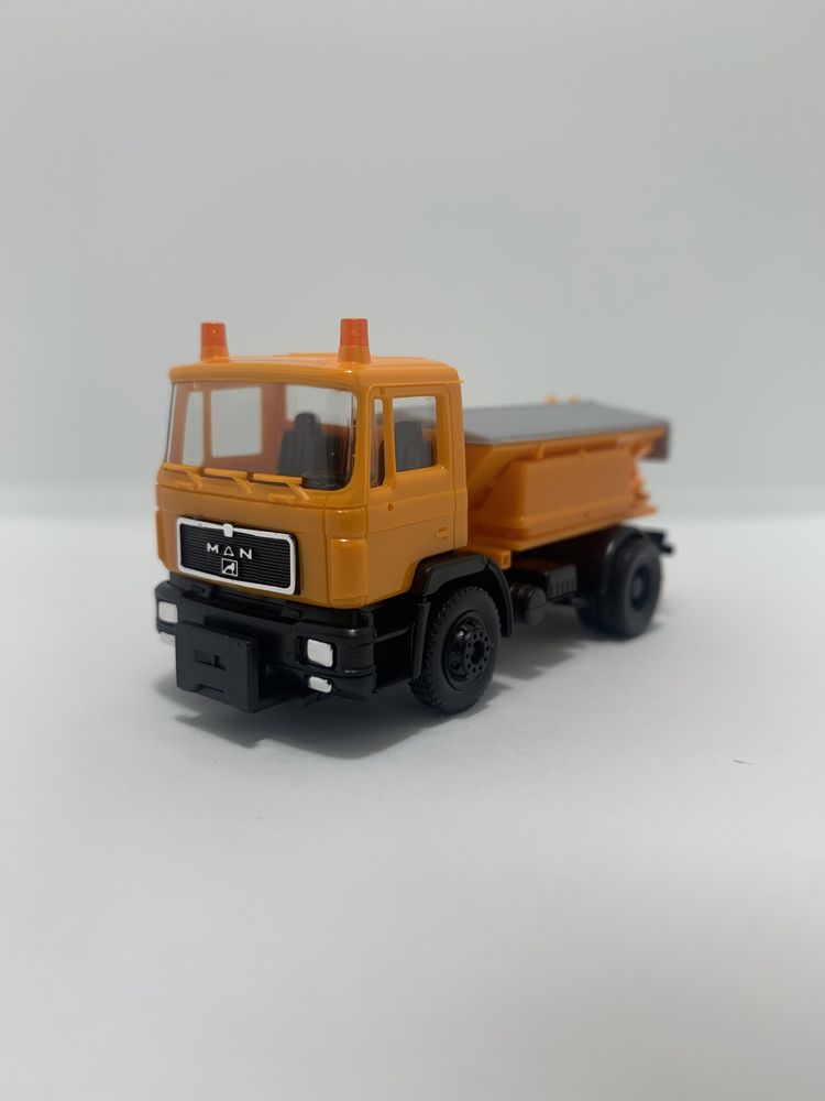 MAN limpa neves da Herpa escala 1/87