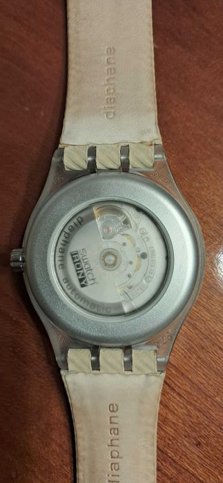 Relógio Swatch Irony automático, bracelete pele bege, como novo