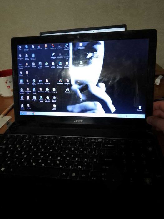 Acer 5749z на запчастини все є крім жорсткого диска