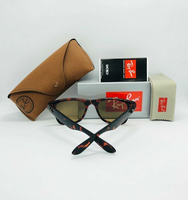 Солнцезащитные очки Ray Ban Wayfarer 2143 Tortoise-Brown 58мм стекло