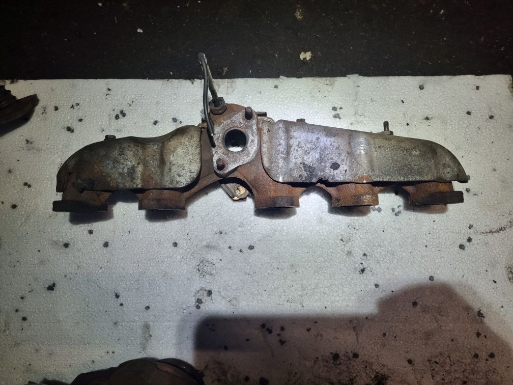 Kolektor wydechowy vw t5 2.5 tdi bpc