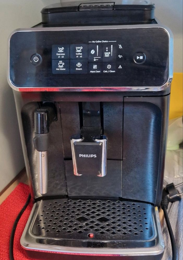 Кавомашина Delonghi dinamica