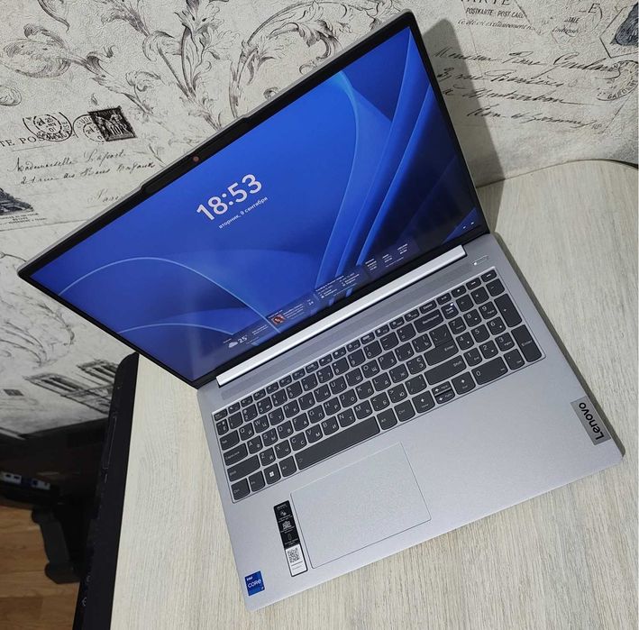 Lenovo Ideapad Slim 5 16IRL8 (16" IPS/i7-13620H/16GB DDR5/512GB NVME)